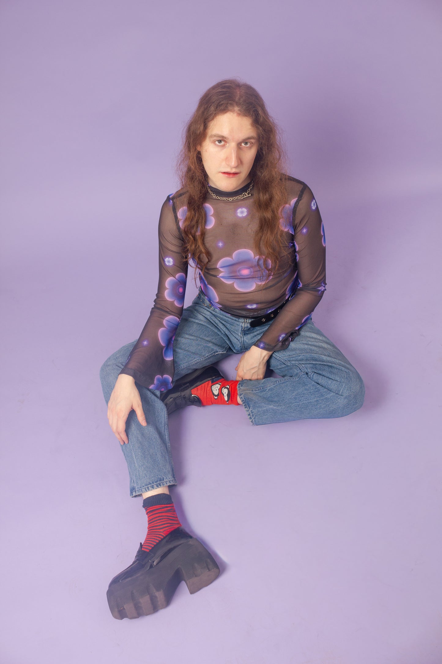 Blusa mesh manga campana flores moradas