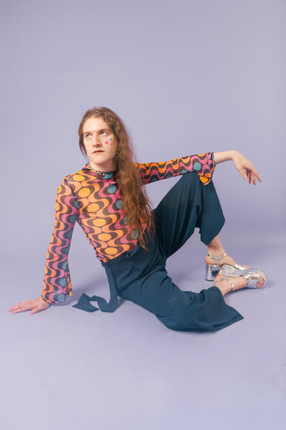 Blusa mesh manga campana geométrico