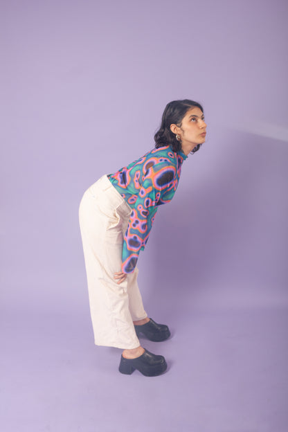 Blusa mesh manga campana lava