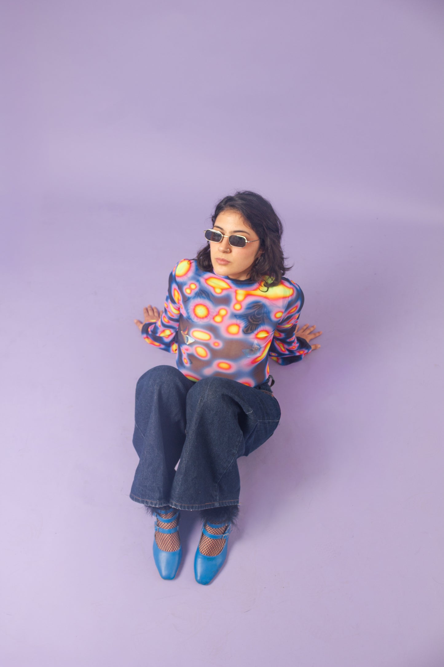 Blusa mesh manga campana lava negra