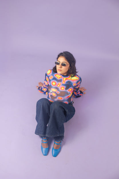 Blusa mesh manga campana lava negra